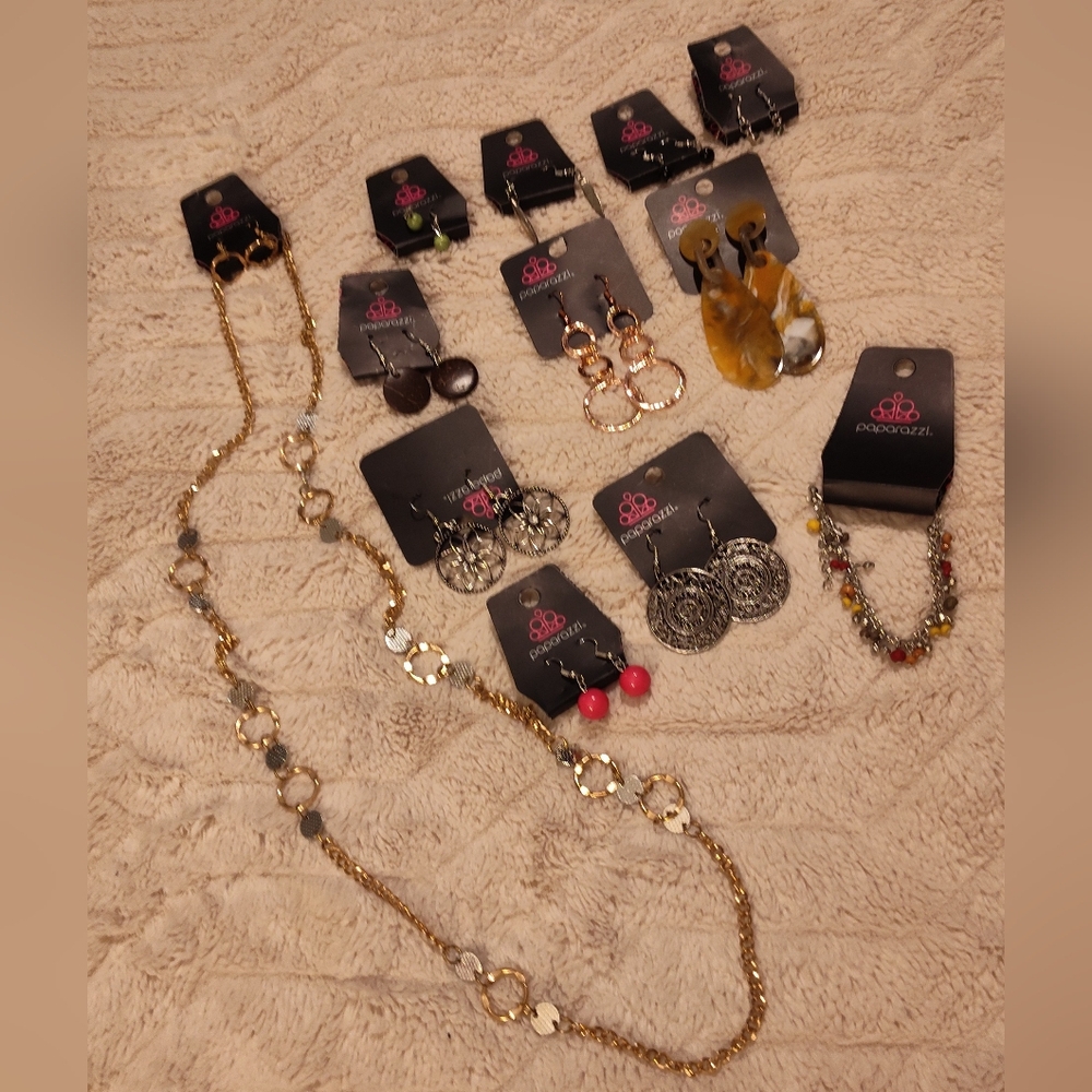 NWT! Paparazzi Jewelry Bundle (13 Items)